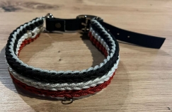 Hundehalsband - schwarz-weiß-rot - mit Hundemarkenhalterung