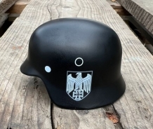 Exklusiver Flaschenöffner Deutscher Stahlhelm M35 – In 1 MONAT WIEDER LIEFERBAR -